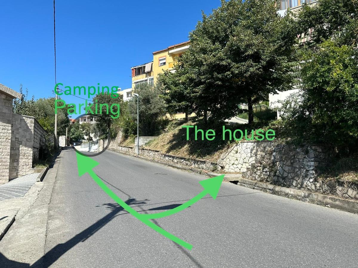 Hoxha House Hotel Kruje Bagian luar foto